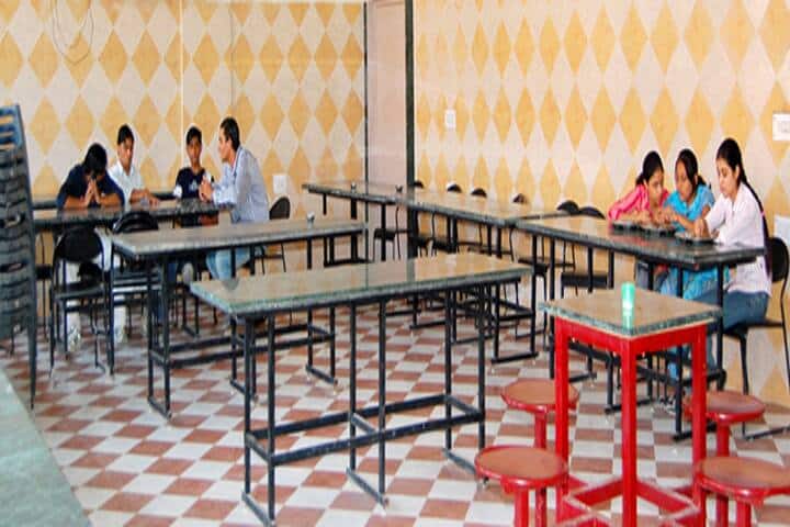 Siddhi Vinayak College of Science and Higher Education campus in Alwar, Rajasthan, India — photo 3