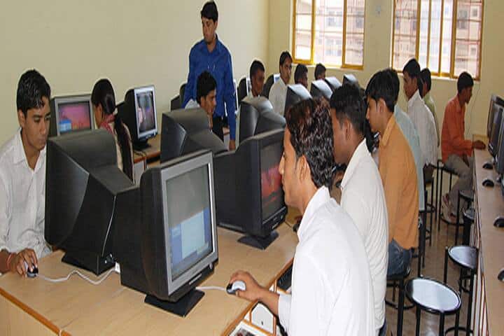 Siddhi Vinayak College of Science and Higher Education campus in Alwar, Rajasthan, India — photo 4