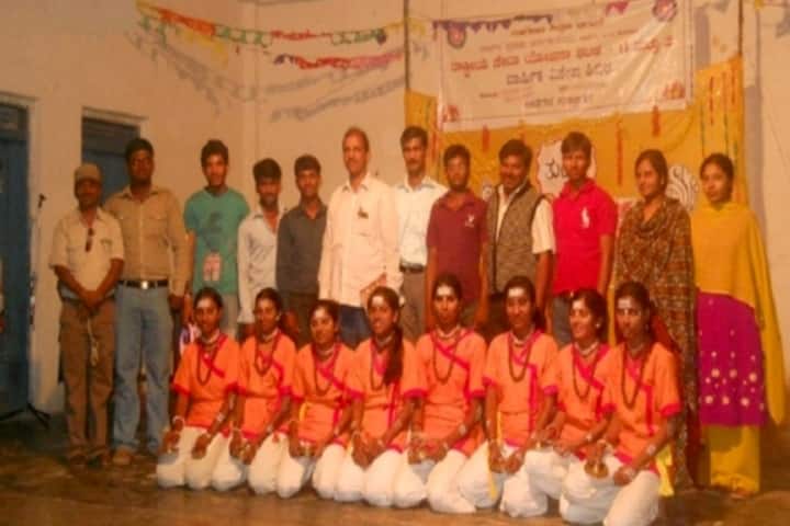 Government First Grade College campus in Shivamogga, Karnataka, India — photo 3