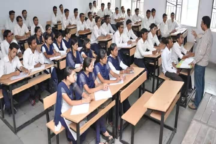 Shri Shivaji Vidya Prasarak Sanstha's Bapusaheb Shivajirao Deore College of Engineering campus in Dhule, Maharashtra, India — photo 2