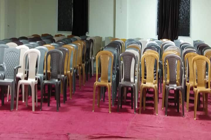 Wellness College of Physiotherapy campus in Osmanabad, Maharashtra, India — photo 2