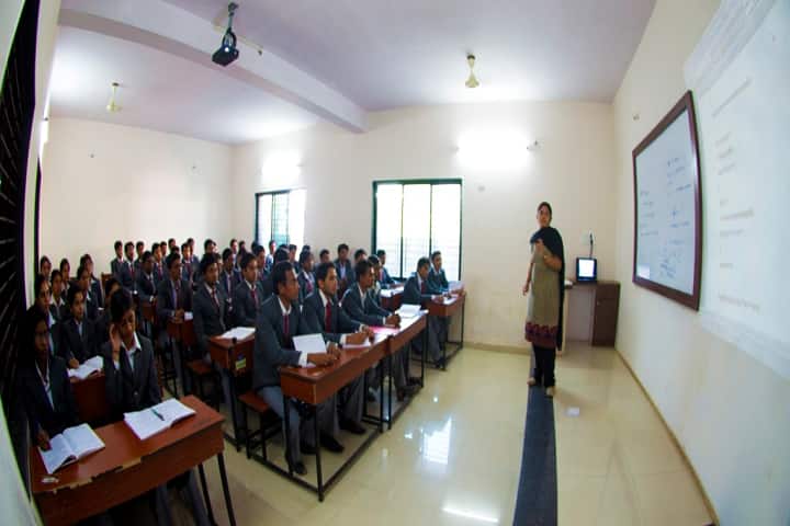 Smt Kumudbeen Darbar College of Commerce Science and Management Studies campus in Vijayapura, Karnataka, India — photo 3
