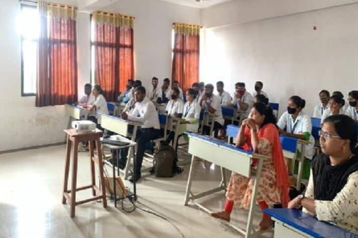 Late Bhaiyasaheb Ghorpade Institute of Physiotherapy campus in Satara, Maharashtra, India — photo 2