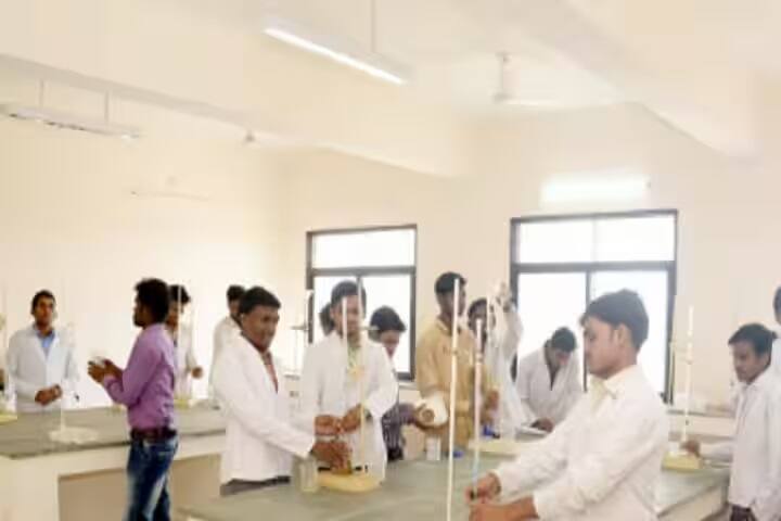 Rani Durgawati Government Post Graduate College campus in Mandla, Madhya Pradesh, India — photo 5