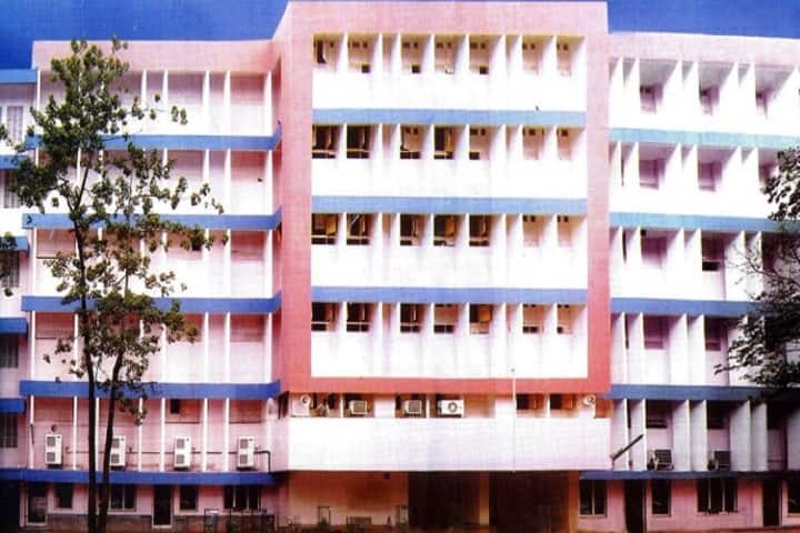 Sarvajanik Shikshan Sanstha's Adv VB Deshpande College of Commerce Night campus in Mumbai, Maharashtra, India — photo 1