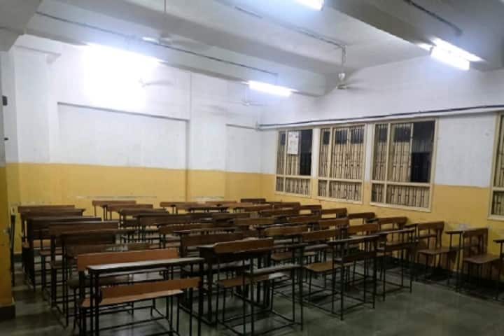 Sarvajanik Shikshan Sanstha's Adv VB Deshpande College of Commerce Night campus in Mumbai, Maharashtra, India — photo 2