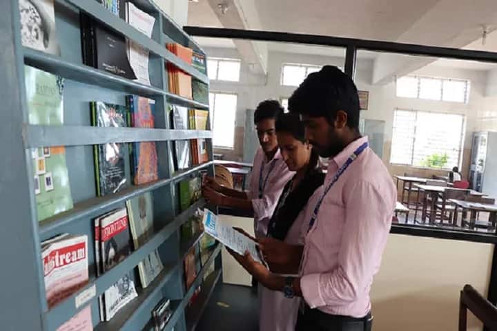 Loyola College campus in Manvi, Karnataka, India — photo 2