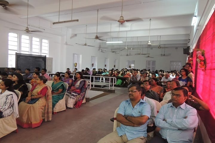 Heramba Chandra College campus in Kolkata, West Bengal, India — photo 2