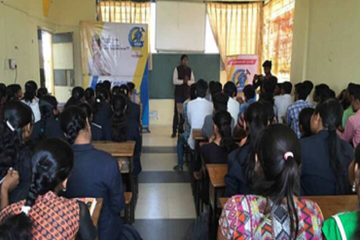 KLE Society's Shri Shivayogi Murughendra Swamiji BBA College campus in Athani, Karnataka, India — photo 2