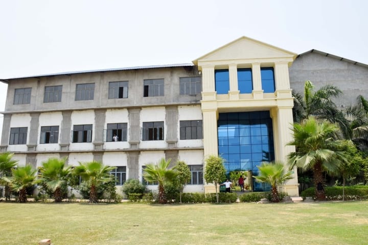 Jhunjhunwala PG College, Faizabad campus in Ayodhya, Uttar Pradesh, India