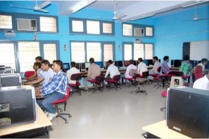 Indira Gandhi Government PG College campus in Tohana, Haryana, India — photo 3