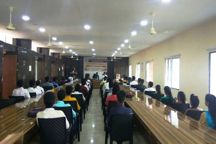 Swami Vivekanand Mahavidyalaya campus in Udgir, Maharashtra, India — photo 6