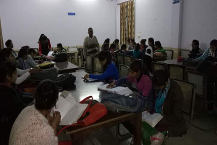 Lajpat Rai College campus in Ghaziabad, Uttar Pradesh, India — photo 6