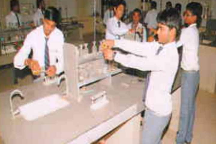 Ram Lakhan Patel Mahavidhyalya campus in Faizabad, Uttar Pradesh, India — photo 4