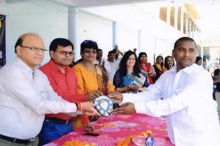 Ram Lakhan Patel Mahavidhyalya campus in Faizabad, Uttar Pradesh, India — photo 5