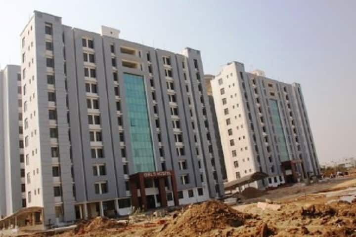 GMERS Medical College and Hospital campus in Ahmedabad, Gujarat, India — photo 5