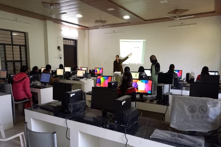 Government Girls College campus in Chittorgarh, Rajasthan, India — photo 4