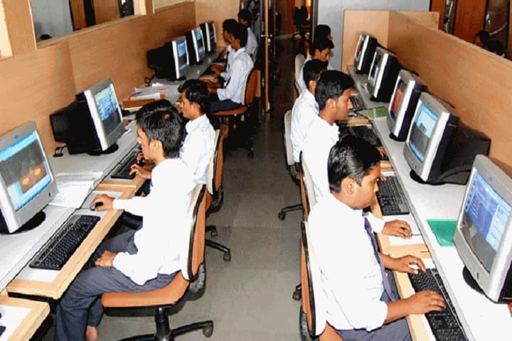Shree Mahavir Education Society's Institute of Technology Polytechnic campus in Nashik, Maharashtra, India — photo 3