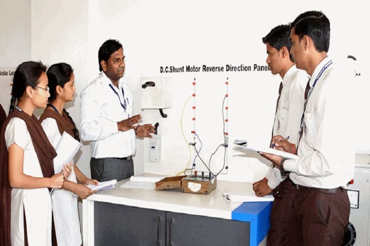 Shree Mahavir Education Society's Institute of Technology Polytechnic campus in Nashik, Maharashtra, India — photo 6