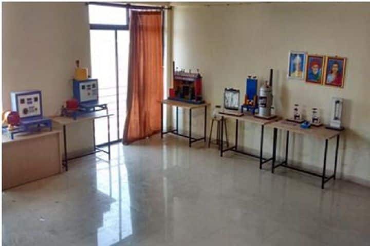SB Patil Polytechnic campus in Vangali, Maharashtra, India — photo 6