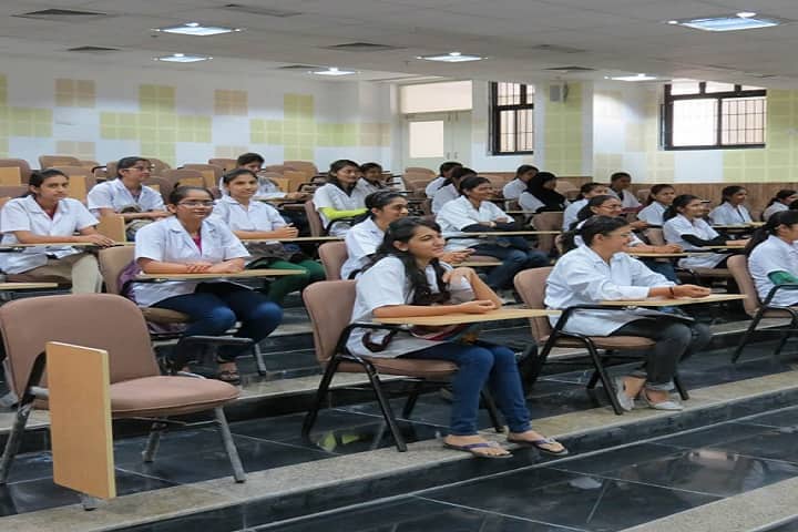 GMERS Vadodara campus in Vadodara, Gujarat, India — photo 3