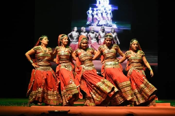 Smt Rajshree Mulak College of Engineering for Women campus in Nagpur, Maharashtra, India — photo 3