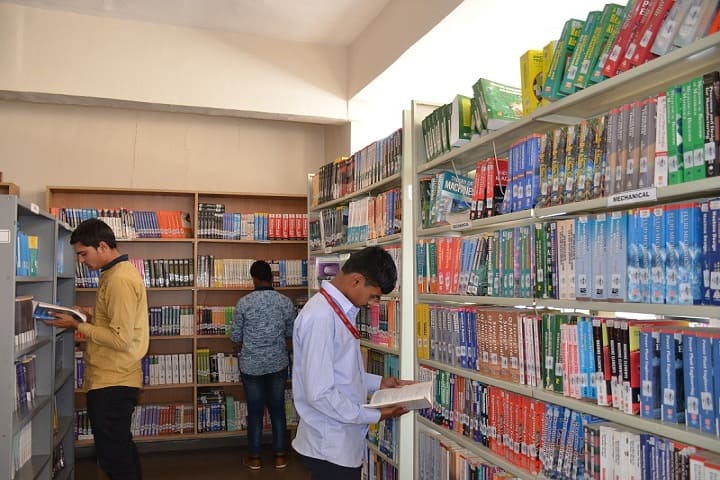 DY Patil School of Engineering Academy campus in Talegaon Dabhade, Maharashtra, India — photo 4