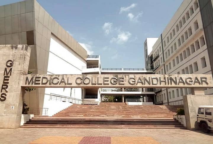 GMERS Medical College and Hospital campus in Gandhinagar, Gujarat, India — photo 1