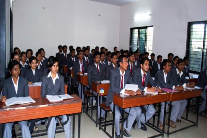 Smt Kumudben Darbar College of Commerce campus in Vijayapura, Karnataka, India — photo 2