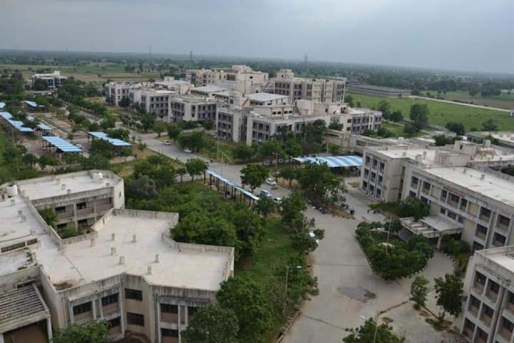 GMERS Medical College campus in Dharpur, Gujarat, India — photo 1