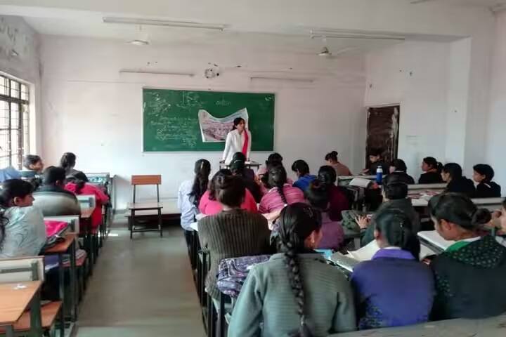 Shri Sitaram Jaju Government Girls College campus in Neemuch, Madhya Pradesh, India — photo 2