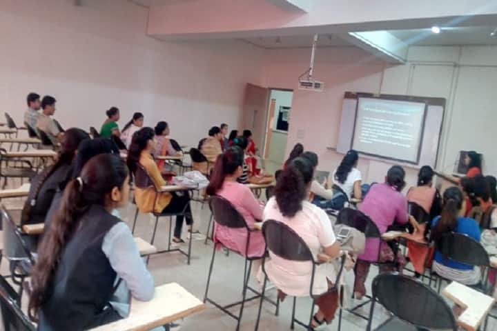 Subharti College of Arts and Social Science campus in Meerut, Uttar Pradesh, India — photo 6