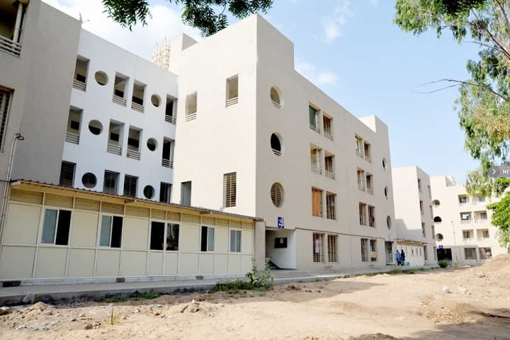 GCS Medical College campus in Ahmedabad, Gujarat, India — photo 6