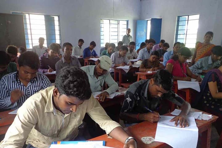 Swami Sahajanand College campus in Chas, Jharkhand, India — photo 3