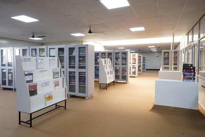 Dr Kiran C Patel Medical College and Research Institute campus in Bharuch, Gujarat, India — photo 5