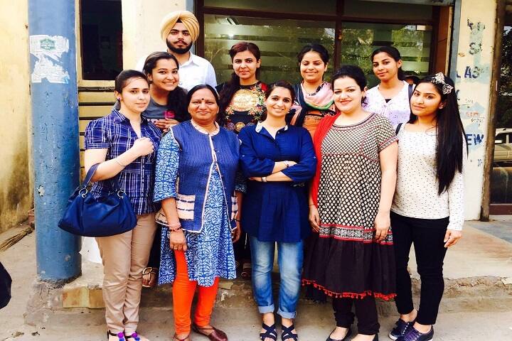 International Institute of Fashion Technology campus in New Delhi, Delhi, India — photo 4