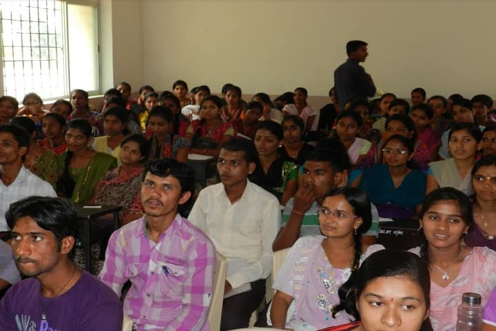 Government First Grade College campus in Haliyal, Karnataka, India — photo 2