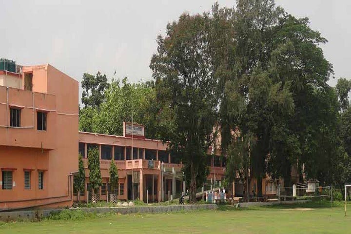 Raja Rammohun Roy Mahavidyalaya campus in Hooghly, West Bengal, India — photo 2