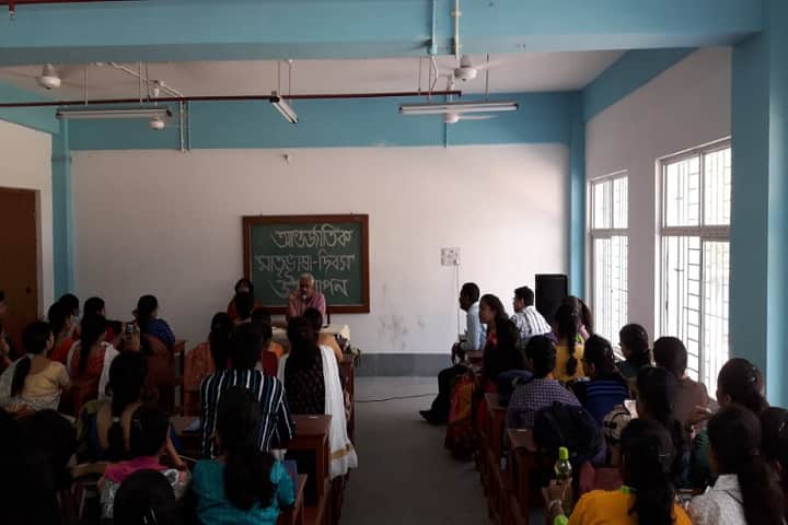 Sister Nibedita Government General Degree College For Girls campus in Kolkata, West Bengal, India — photo 3