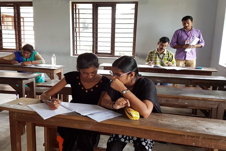 Mannam Memorial NSS College campus in Kollam, Kerala, India — photo 6