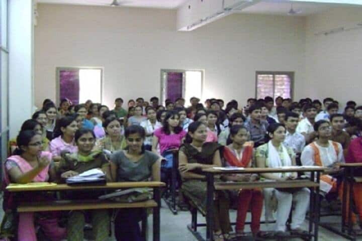 Narendra Modi Medical College campus in Ahmedabad, Gujarat, India — photo 3
