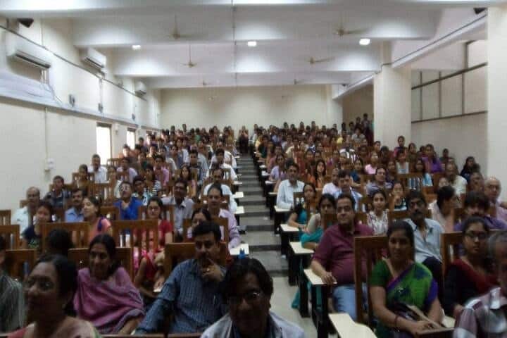 Narendra Modi Medical College campus in Ahmedabad, Gujarat, India — photo 6