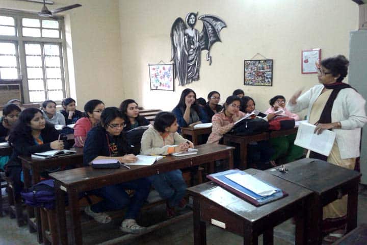 Gokhale Memorial Girls' College campus in Kolkata, West Bengal, India — photo 4