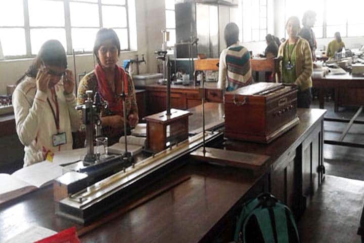 Gokhale Memorial Girls' College campus in Kolkata, West Bengal, India — photo 6