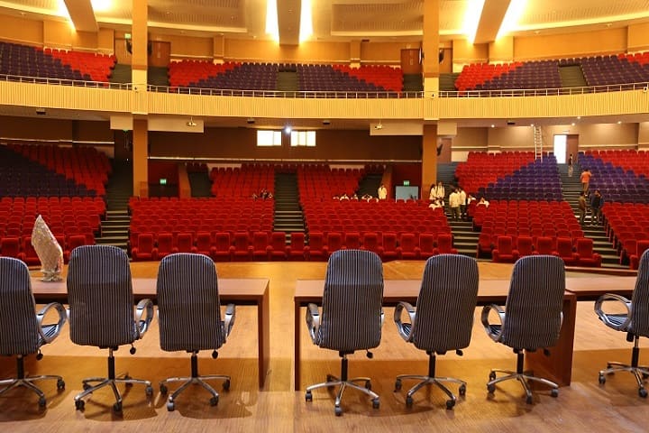 Subharti College of Physiotherapy campus in Meerut, Uttar Pradesh, India — photo 2