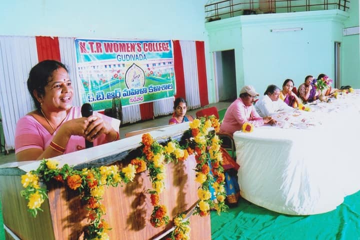 KTR Women's College campus in Gudivada, Andhra Pradesh, India — photo 5