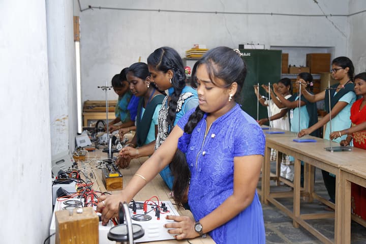 Bishop Azariah Degree College for Girls campus in Vijayawada, Andhra Pradesh, India — photo 2