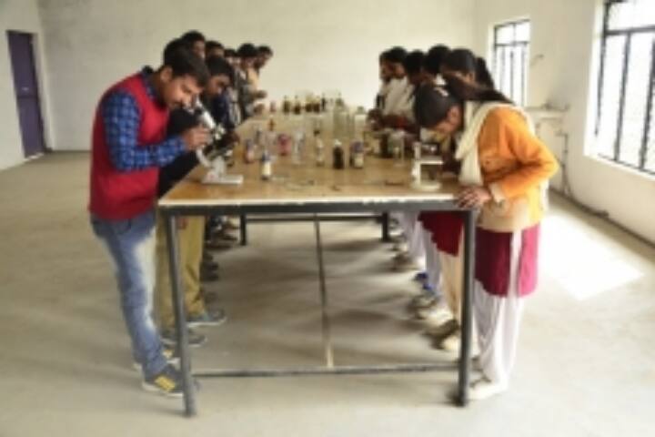 Shanti Devi Subhash Chandra Sushant Degree College campus in Bahraich, Uttar Pradesh, India — photo 3