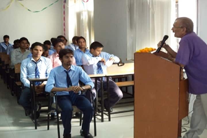 Kishan Pyari Shukla College campus in Mathura, Uttar Pradesh, India — photo 4