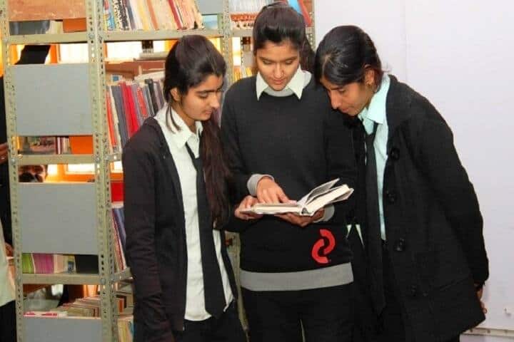 Mohini Devi Goenka Mahila Mahavidyalaya campus in Fatehpur, Rajasthan, India — photo 4